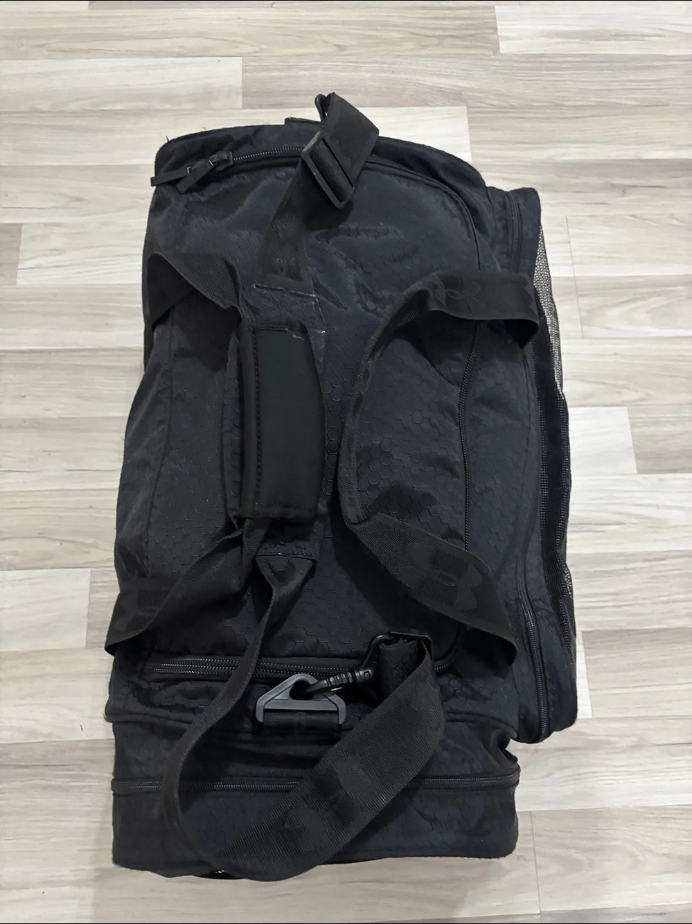 Under Armour Black Weekend Duffel Traveling Bag with Silver Logo